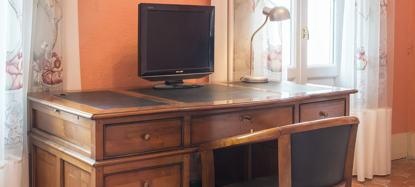 Bureau de la chambre d’hôte Opale en hébergement à Sète